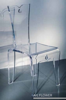 Chaise transparente de luxe Paris